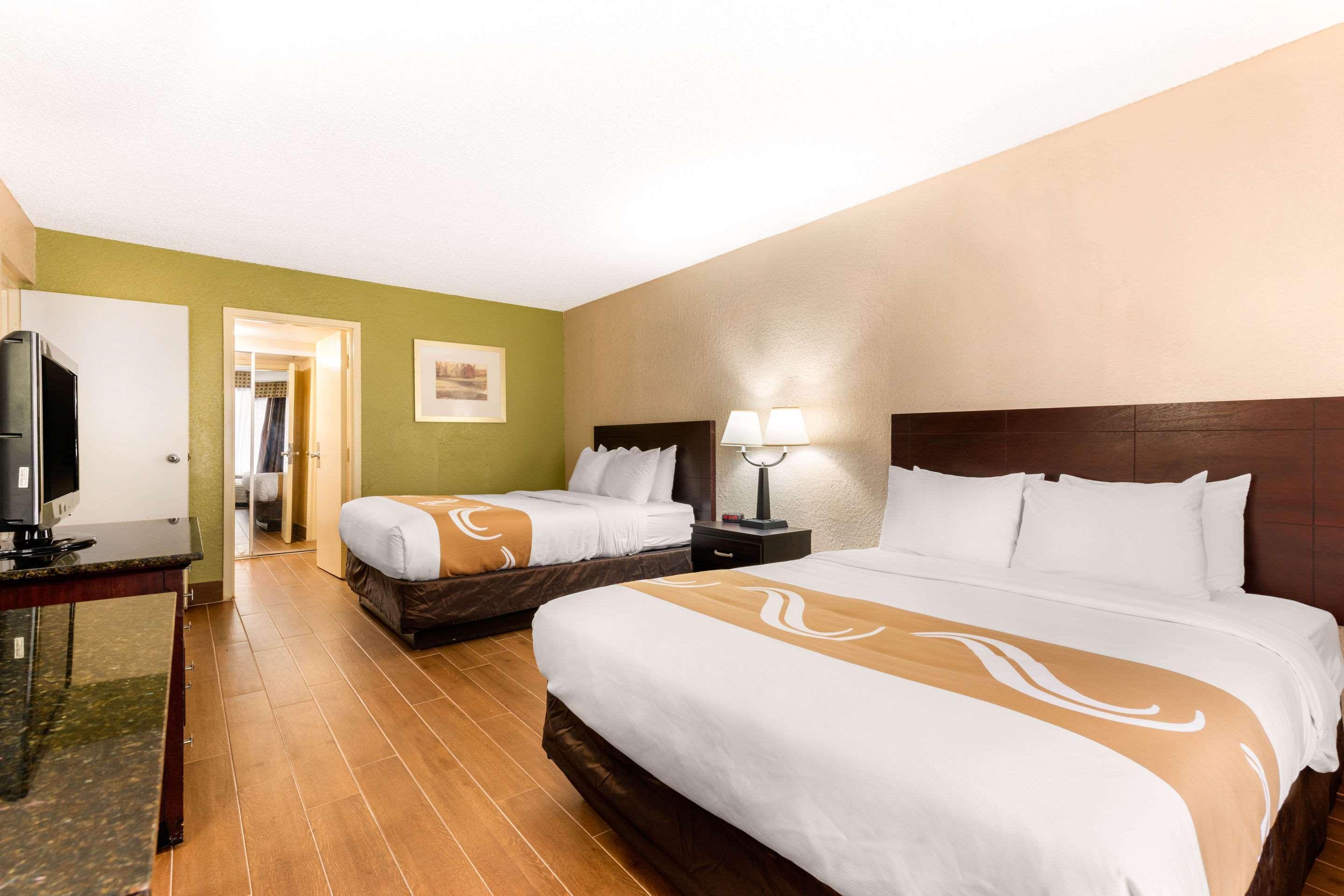 Quality Inn & Suites Orlando Airport Экстерьер фото
