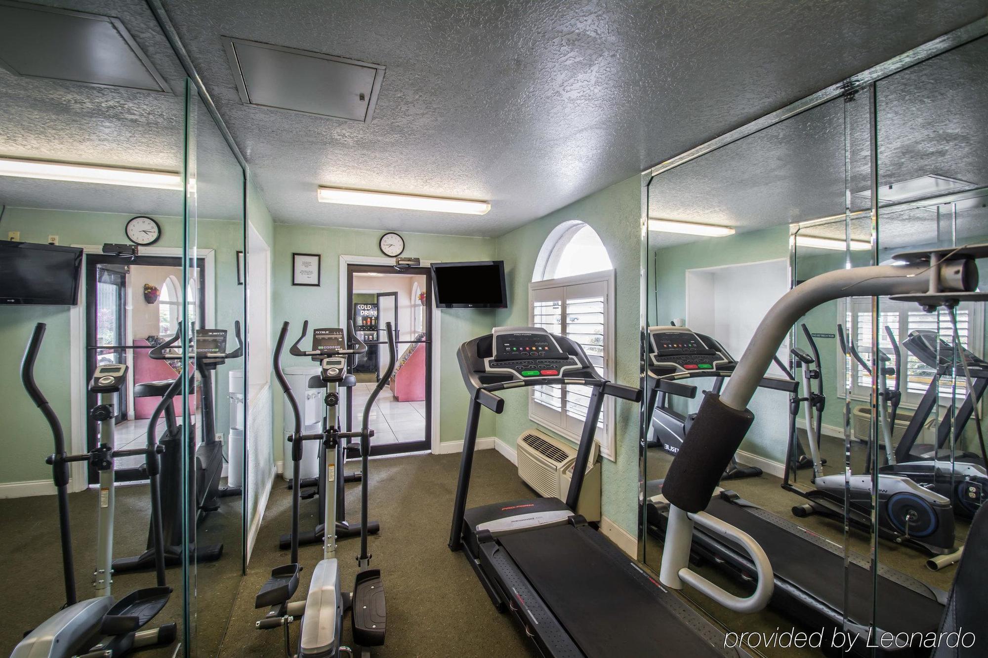 Quality Inn & Suites Orlando Airport Экстерьер фото