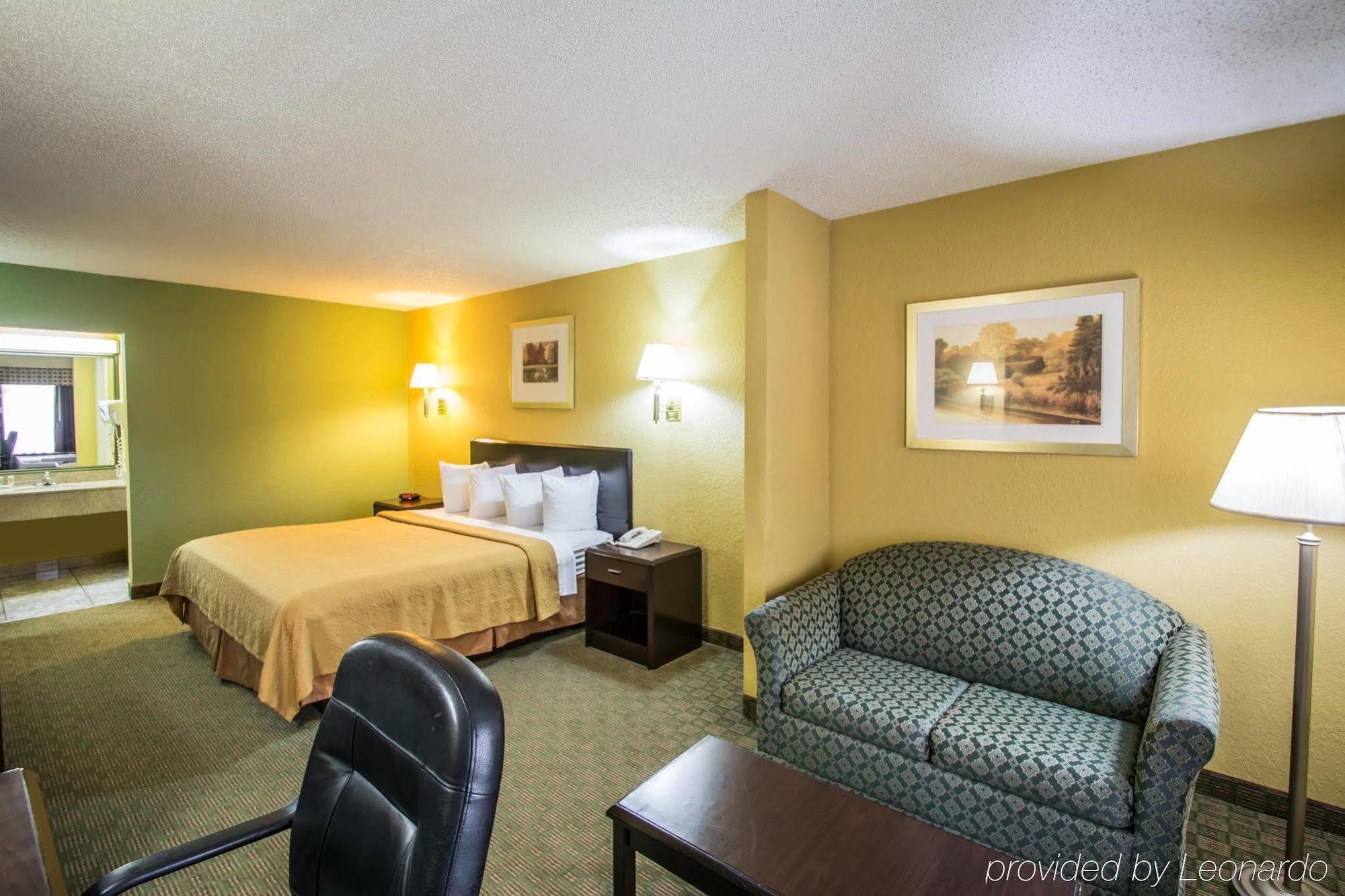 Quality Inn & Suites Orlando Airport Экстерьер фото