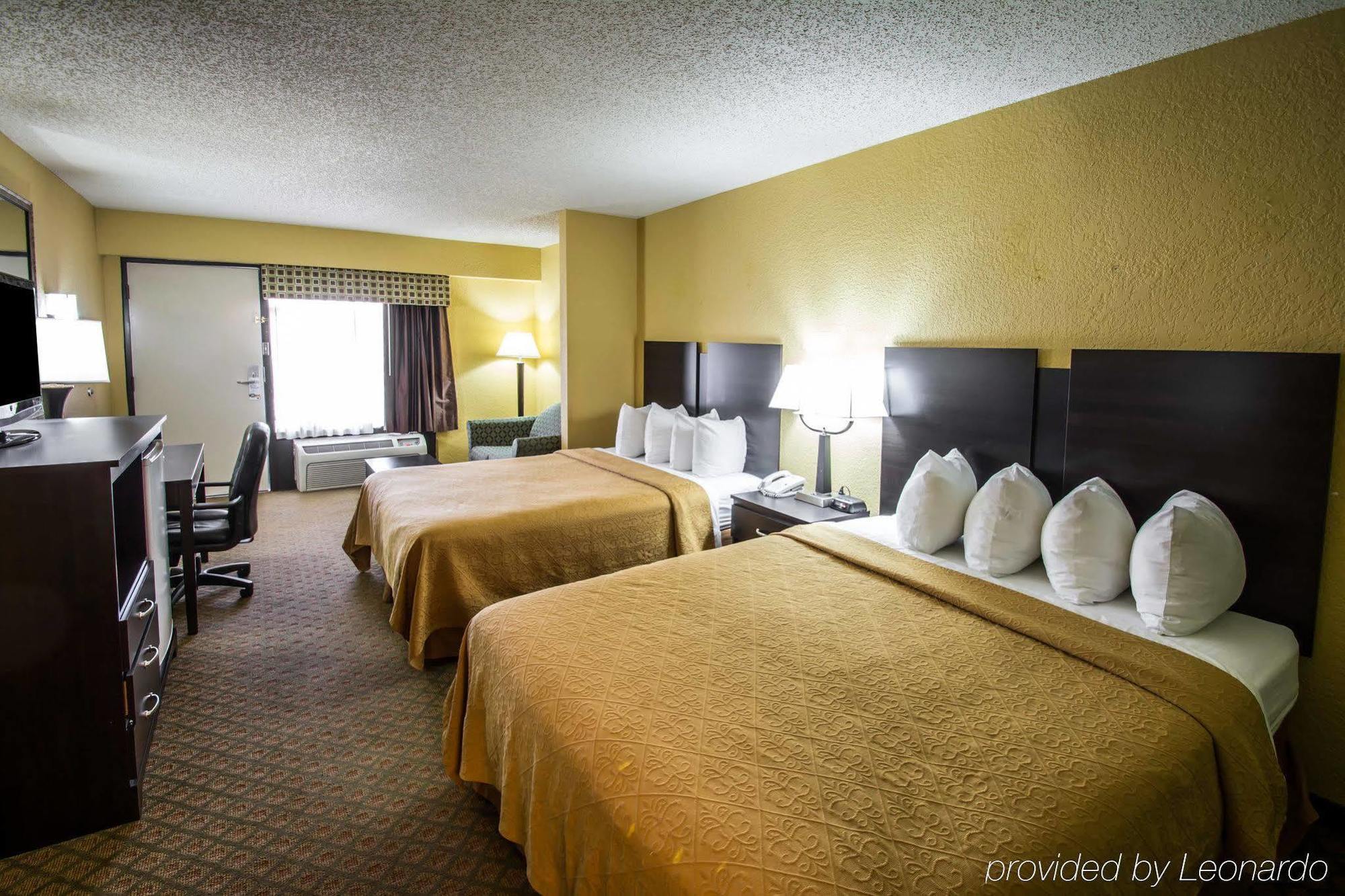 Quality Inn & Suites Orlando Airport Экстерьер фото