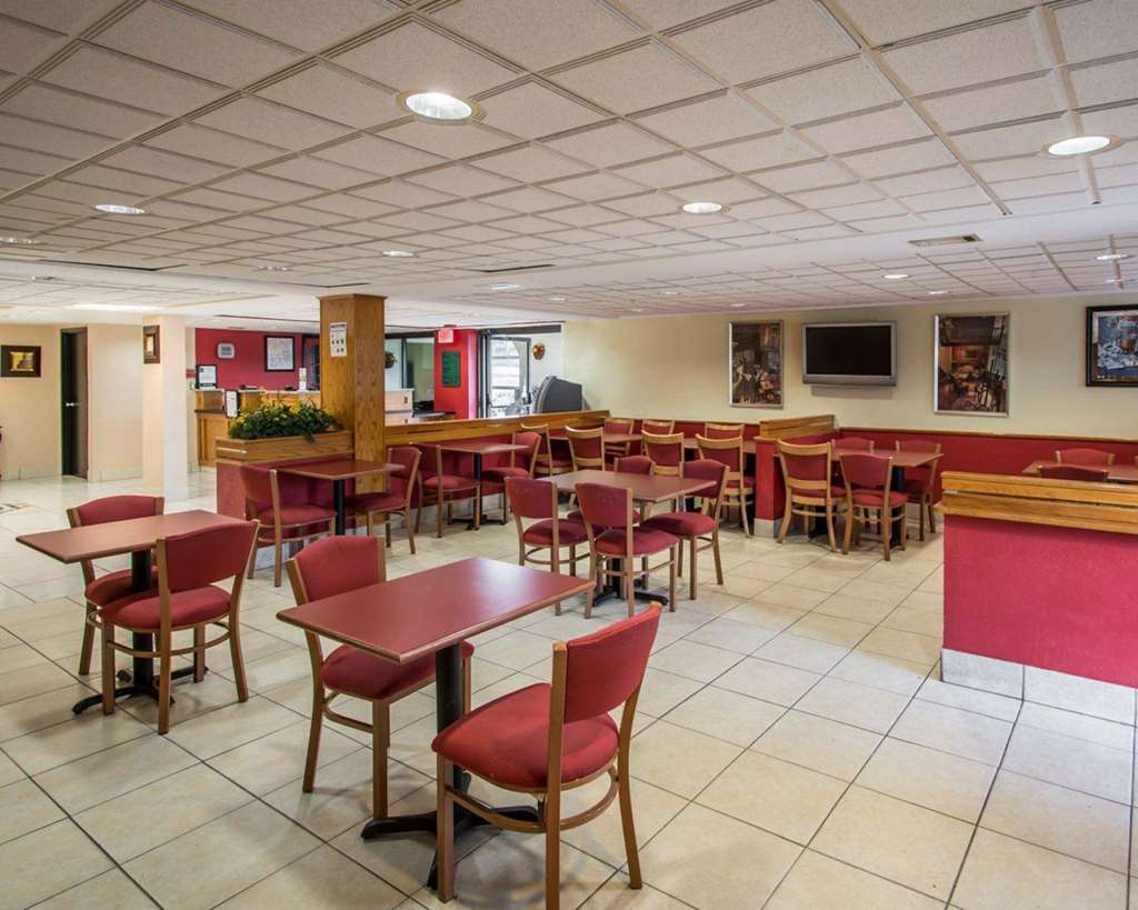 Quality Inn & Suites Orlando Airport Ресторан фото