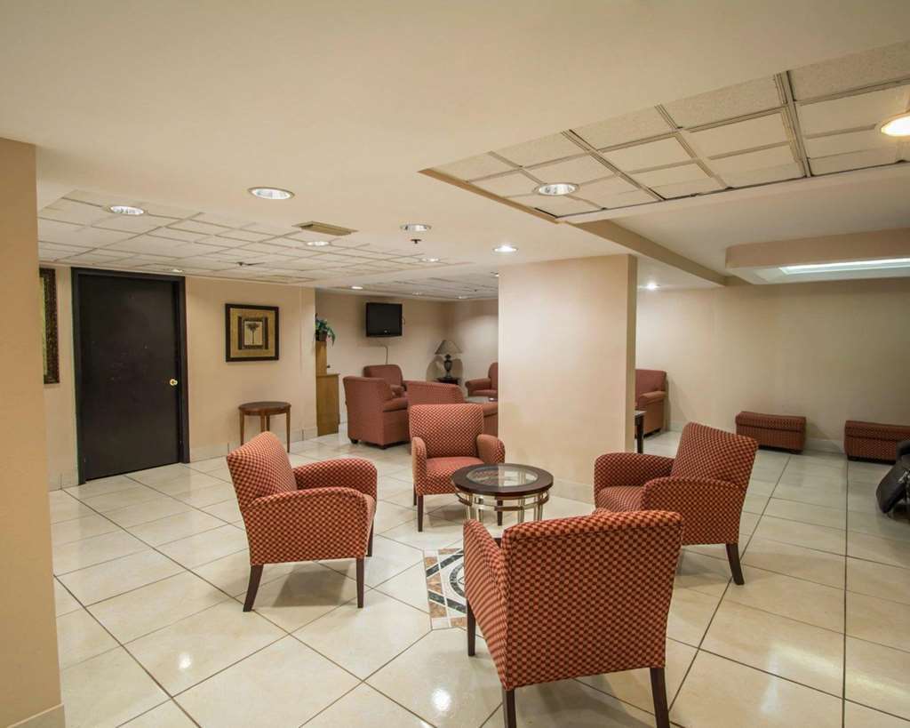 Quality Inn & Suites Orlando Airport Интерьер фото