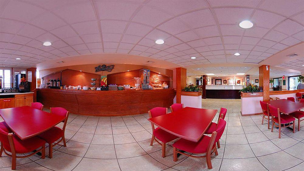 Quality Inn & Suites Orlando Airport Экстерьер фото